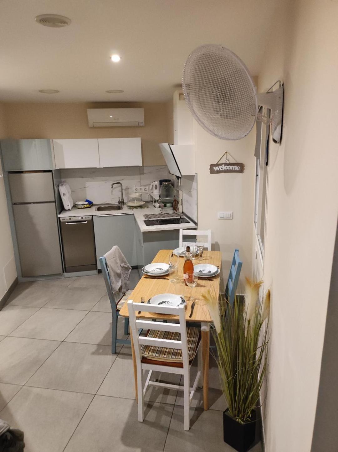 Center Flat Puerto Del Carmen Near The Beach Natural Elements Apartment Exterior foto